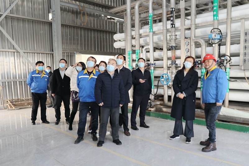 2022年12月15日，時(shí)任浙江省發(fā)展改革委黨組成員、副主任吳紅梅蒞臨景興紙業(yè)調(diào)研企業(yè)用能、節(jié)能工作