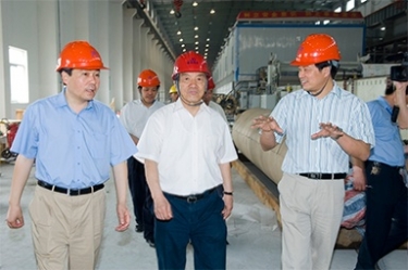 2007年5月25日，時(shí)任全國政協(xié)常委、經(jīng)濟(jì)委員會副主任、中國包裝聯(lián)合會會長石萬鵬一行來公司視察