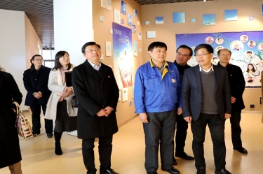 2020年1月3日，時(shí)任浙江省民政廳黨組成員、副廳長(zhǎng)江宇蒞臨景興紙業(yè)調(diào)研企業(yè)發(fā)展情況、黨建工作