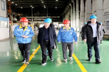 2024年 1月30日，浙江省經(jīng)信廳機(jī)關(guān)黨委二級(jí)巡視員孫自強(qiáng)蒞臨景興紙業(yè)開(kāi)展歲末年初安全生產(chǎn)督導(dǎo)