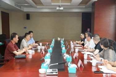 江山市委副書記、市長(zhǎng)徐明峰率隊(duì)赴景興紙業(yè)調(diào)研